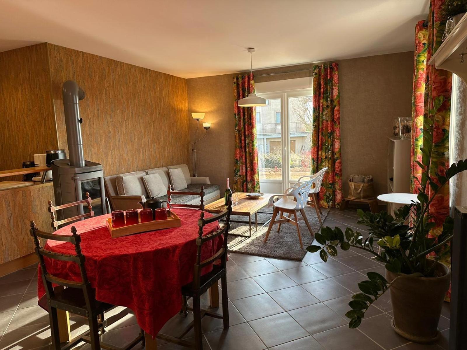 Le Charme Villa Cernay-les-Reims Kültér fotó